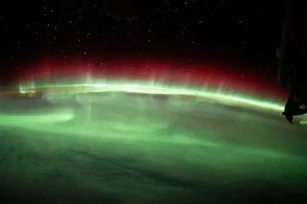 34. Aurora austral