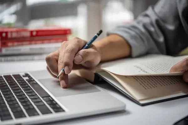 Herramientas digitales para apoyar el proceso de paráfrasis