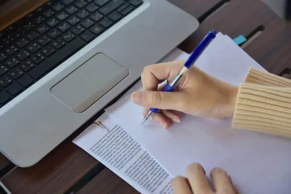 La importancia de la paráfrasis en la creación de contenidos digitales