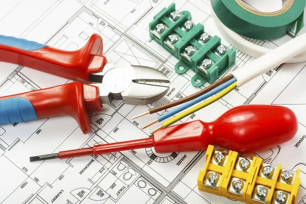 Símbolos utilizados en un plano eléctrico