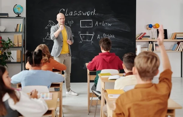 ¿Qué factores influyen en el proceso de aprendizaje?